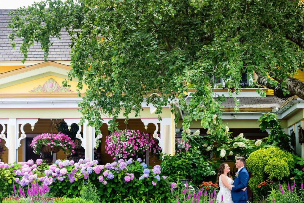 THE GROUNDS AT THE GABLES HISTORIC INN LBI